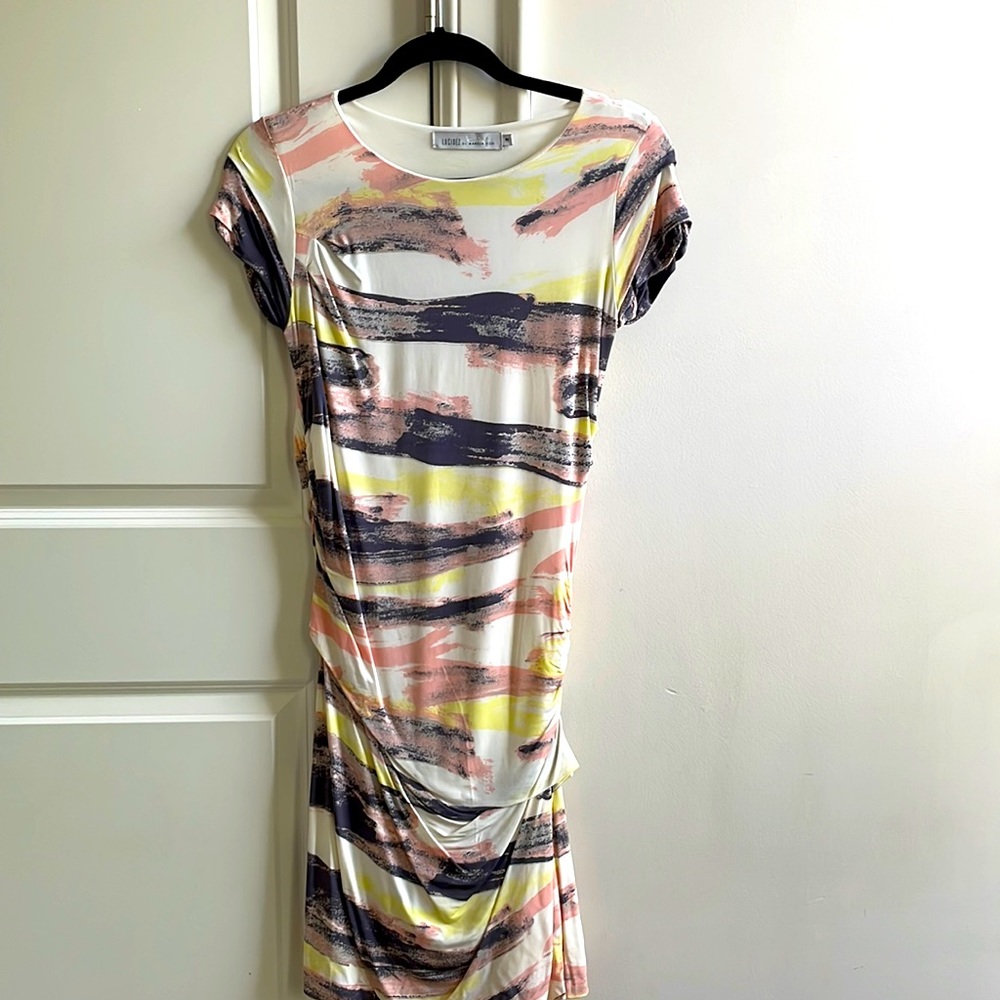 MIDI patterned dress.